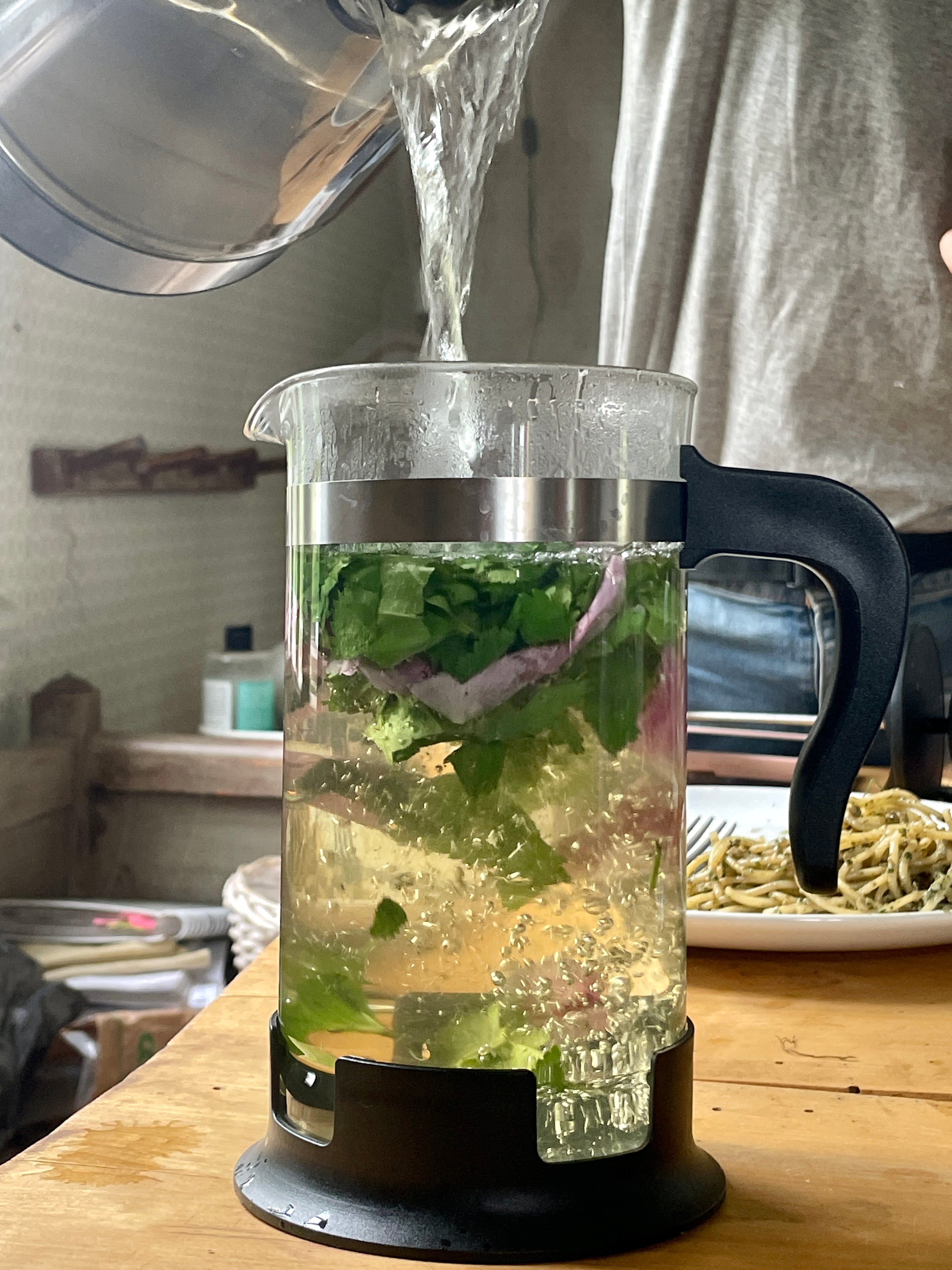 How to Make Herbal Tea Blends